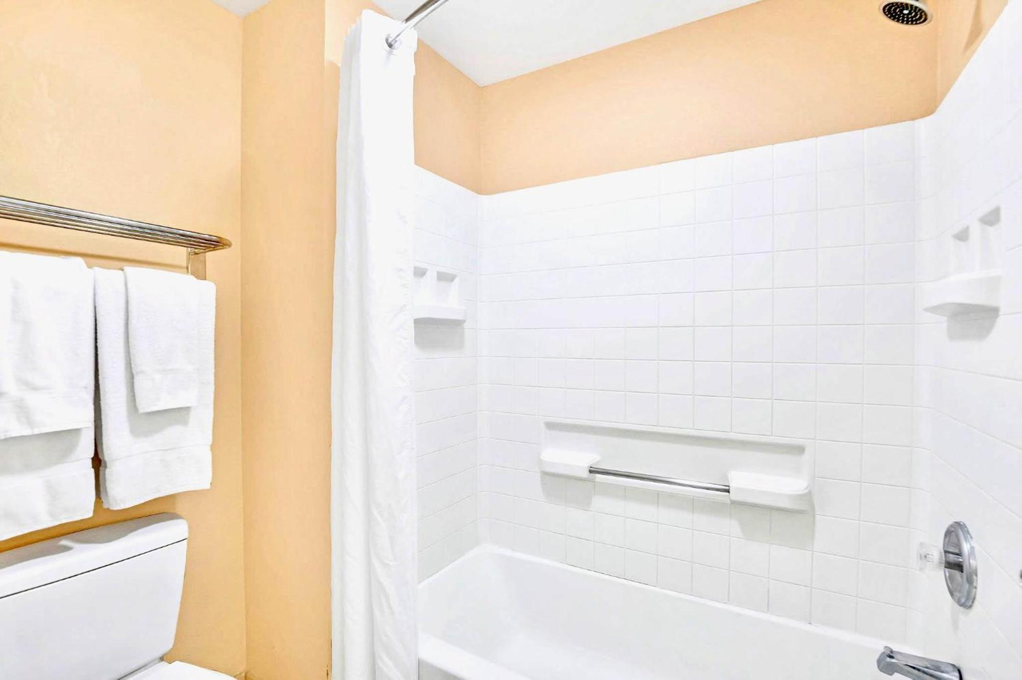 Close To Universal 1br - Hot Tub&pool Appartement